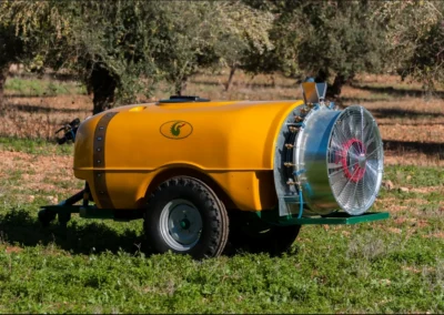 Atomiseur trainé 1500 lts avec redresseur (1000, 1500 et 2000 lts)