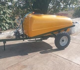 Pulvérisateur trainé 1000lts avec lance