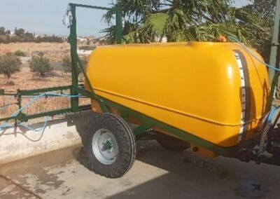 Pulvérisateur trainé 2200 lts avec rampe céréalière